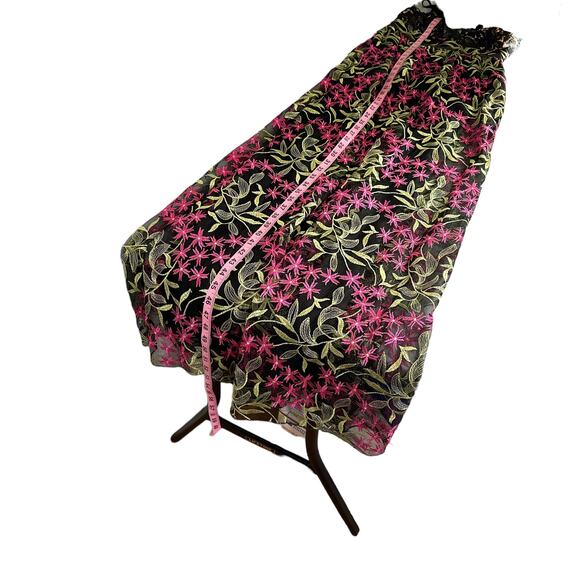 Lulu’s NEW Divine Delight Floral Embroidered Lace Maxi Dress Black Pink Green XS - Picture 14 of 16